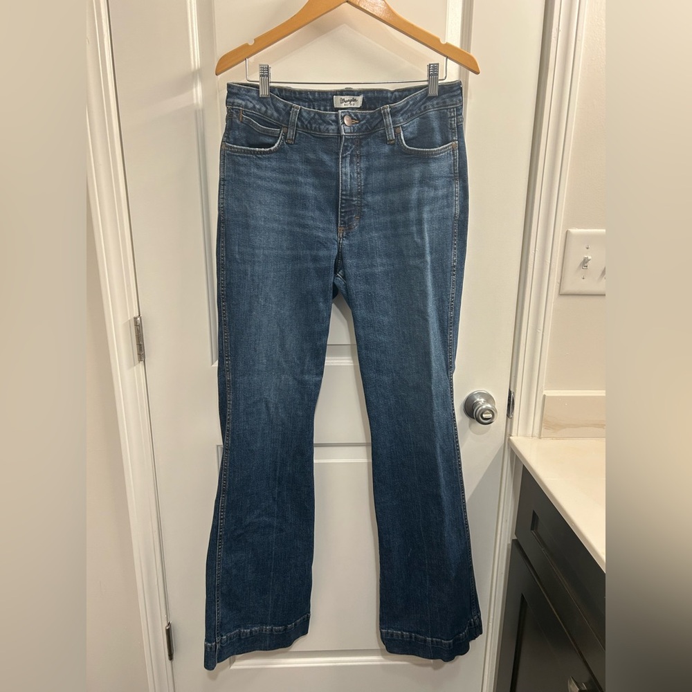 Wrangler Retro High Rise Bailey Bootcut Jeans - Picture 3 of 7